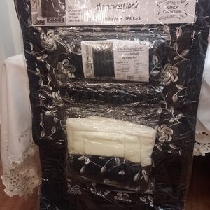 NY Collection Black and White Bath Accessory Set